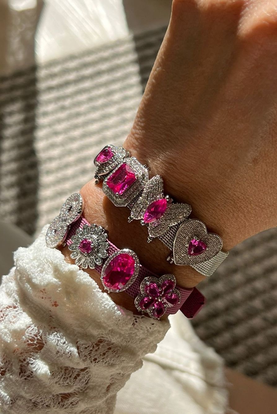 Pingente Charm Flor Safira Rosa Para Pulseira