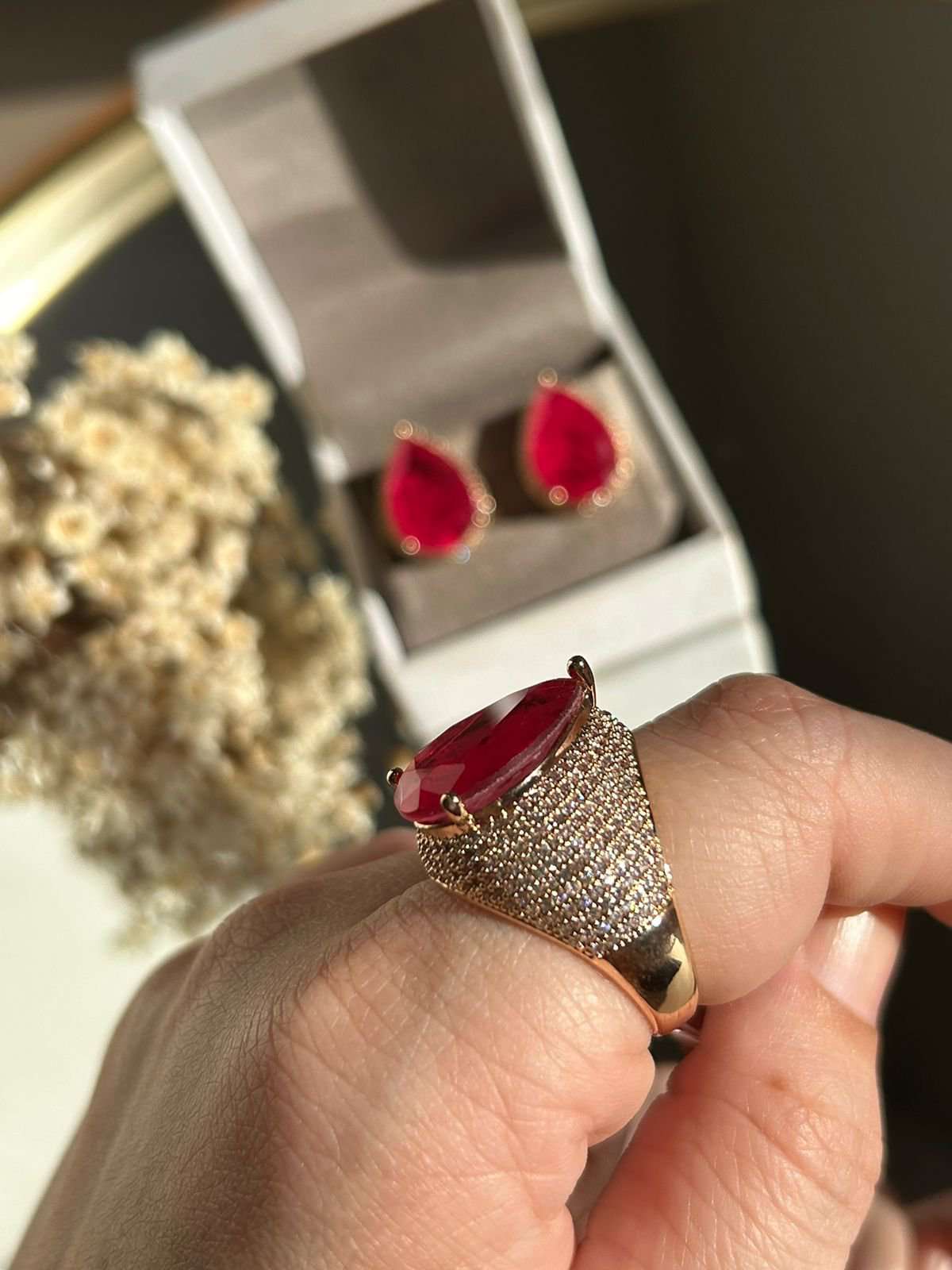 Conjunto Luxo Brinco e Anel Gota Cherry Ouro.