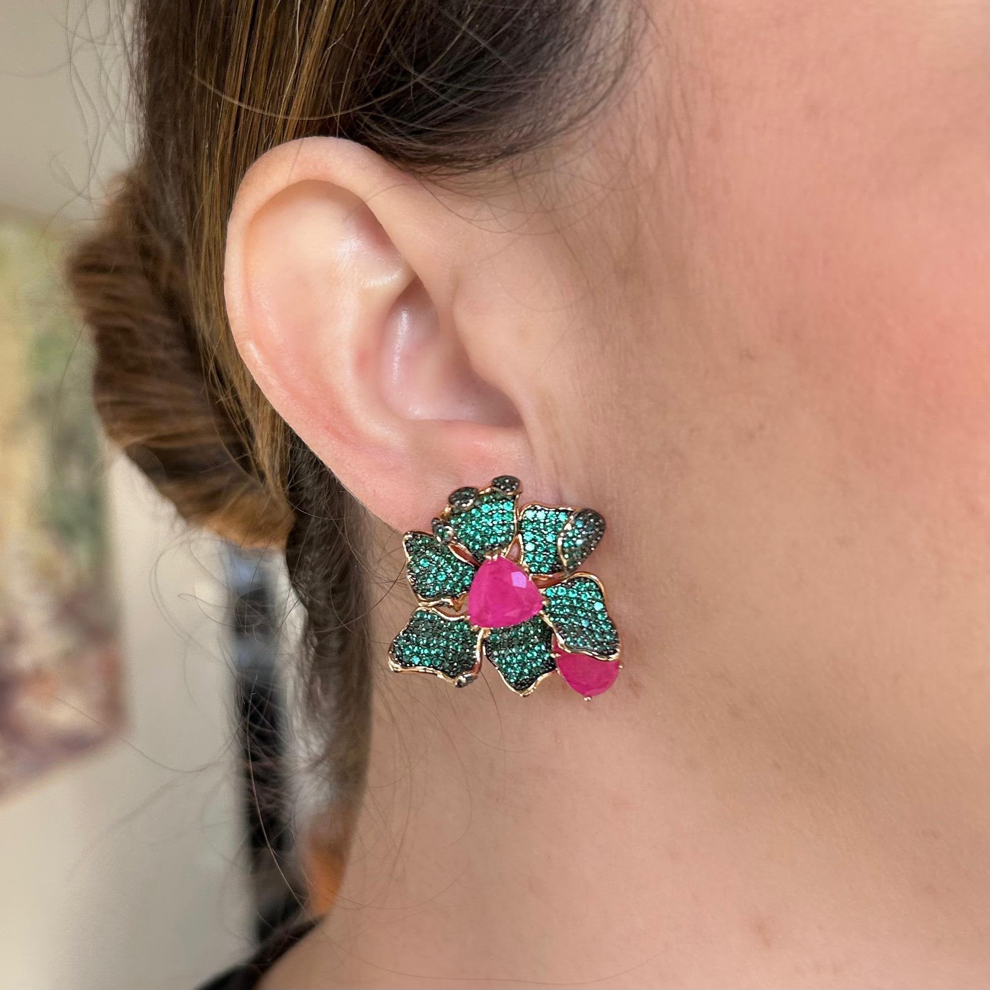 Brinco Flower Verde e Pink