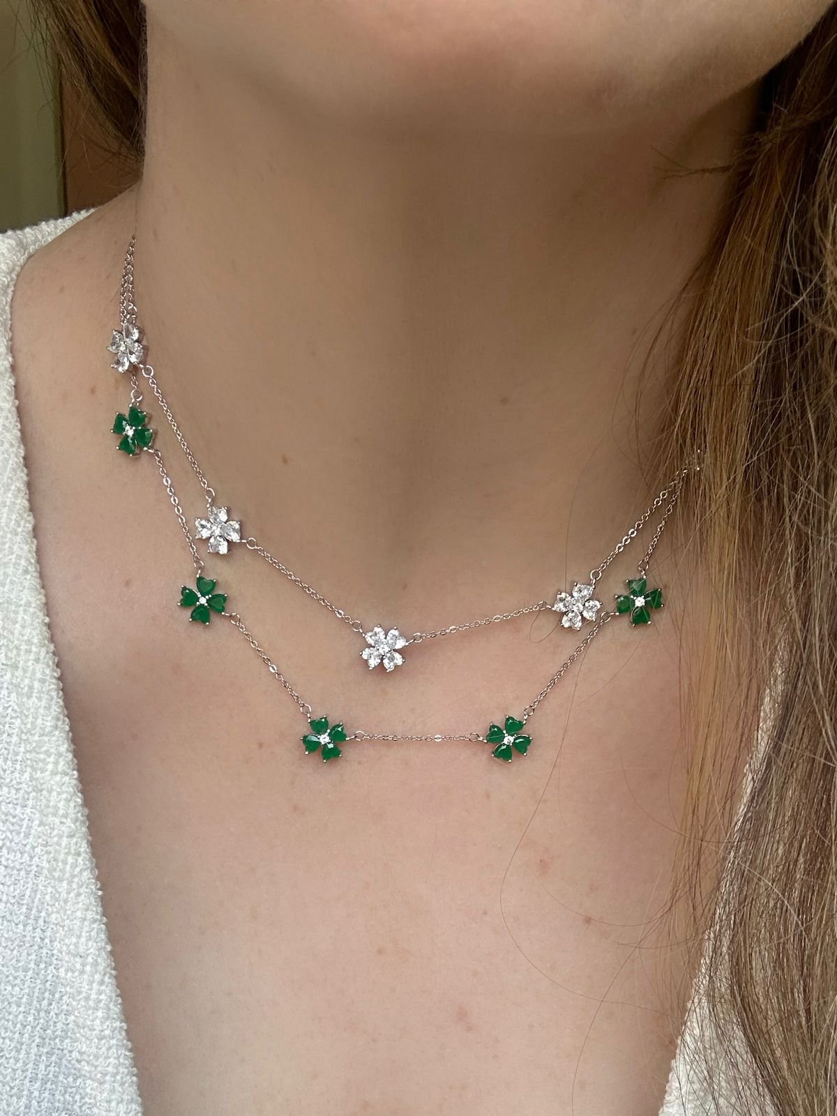 Conjunto Brinco e Colar Trevo Coração Verde Esmeralda