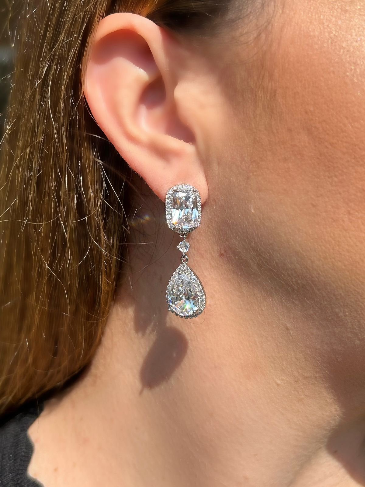 Brinco Cristal Gota Ródio Branco