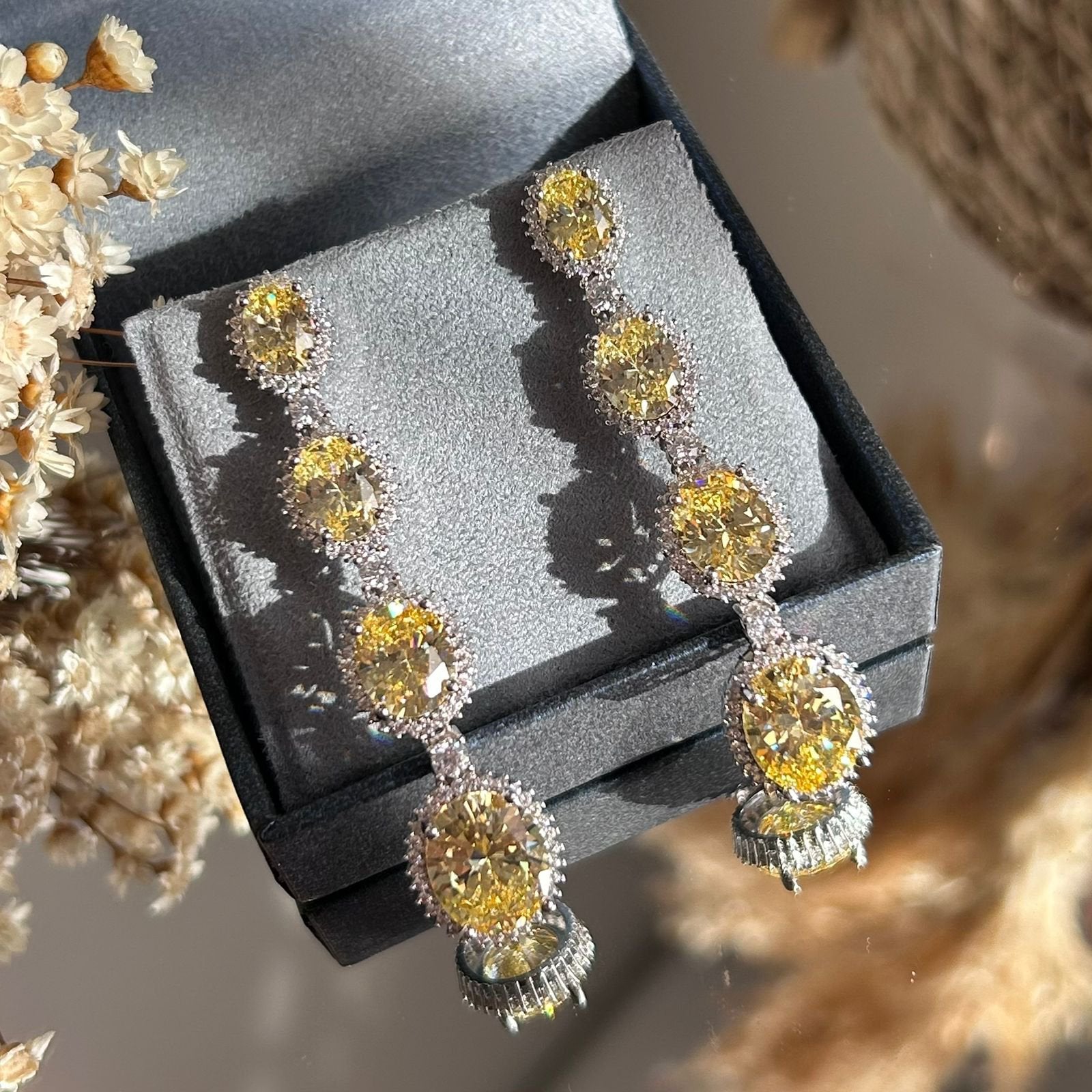 Brinco Luxo Pedras Ovais Fancy Yellow