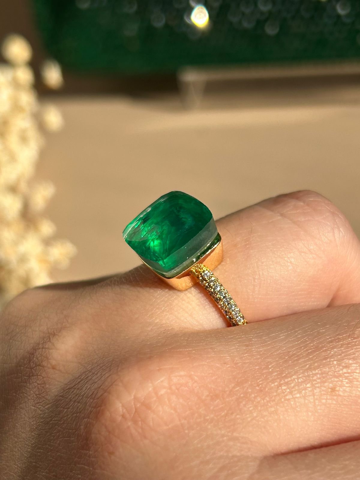 Anel Quadrado Verde Esmeralda Ouro