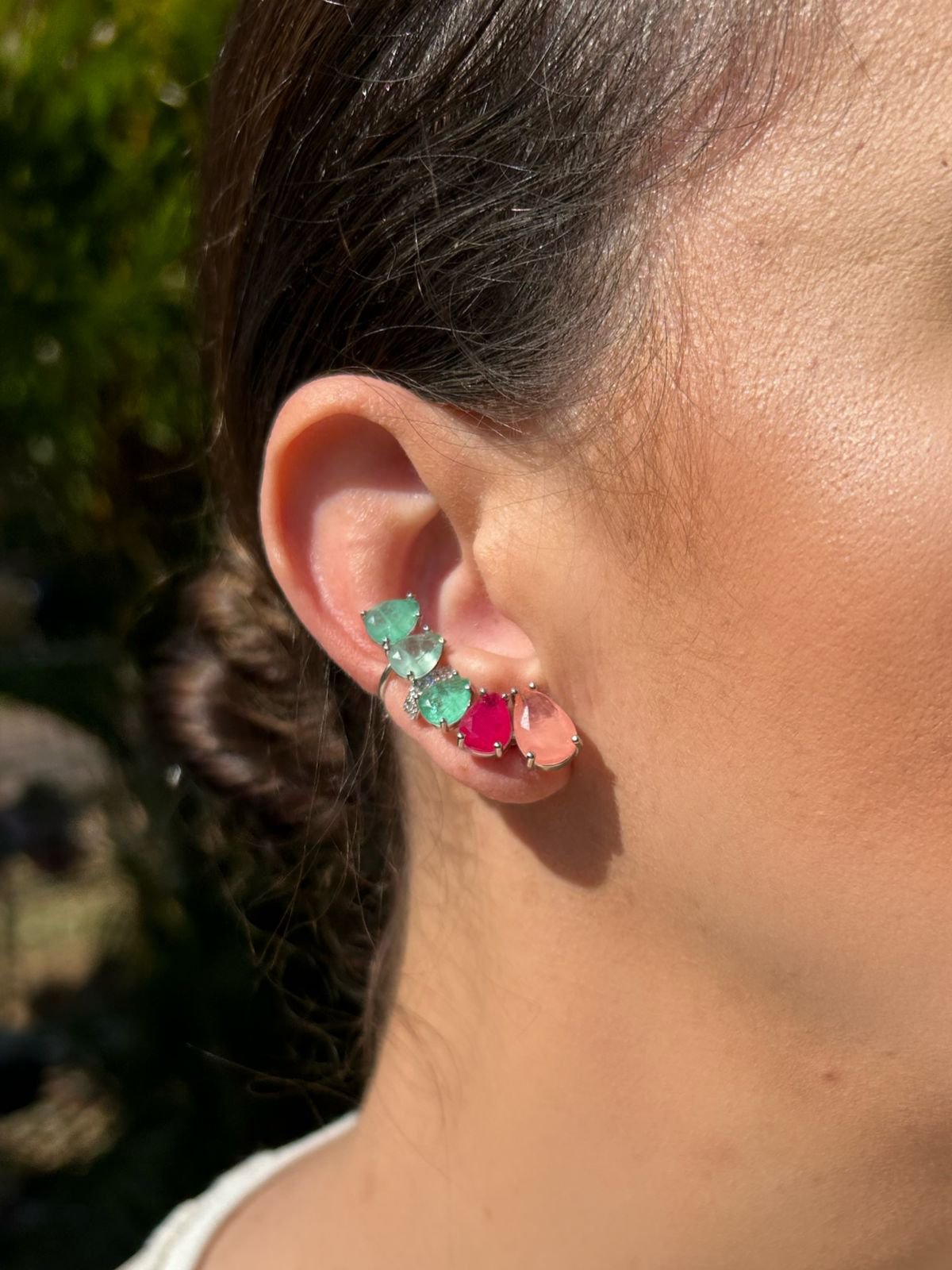 Brinco EarCuff Gotas Colorido Ródio Branco