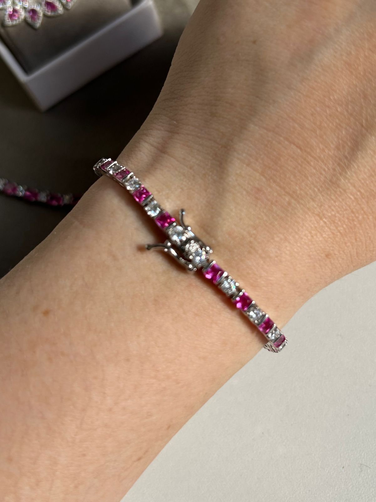 Pulseira Quadrada Safira Rosa Ródio Branco