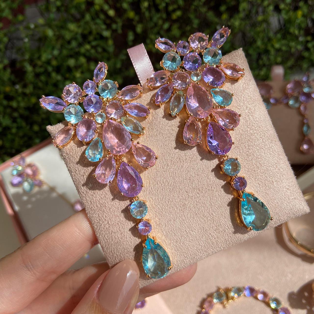 Brinco Maxi Cristais Coloridos