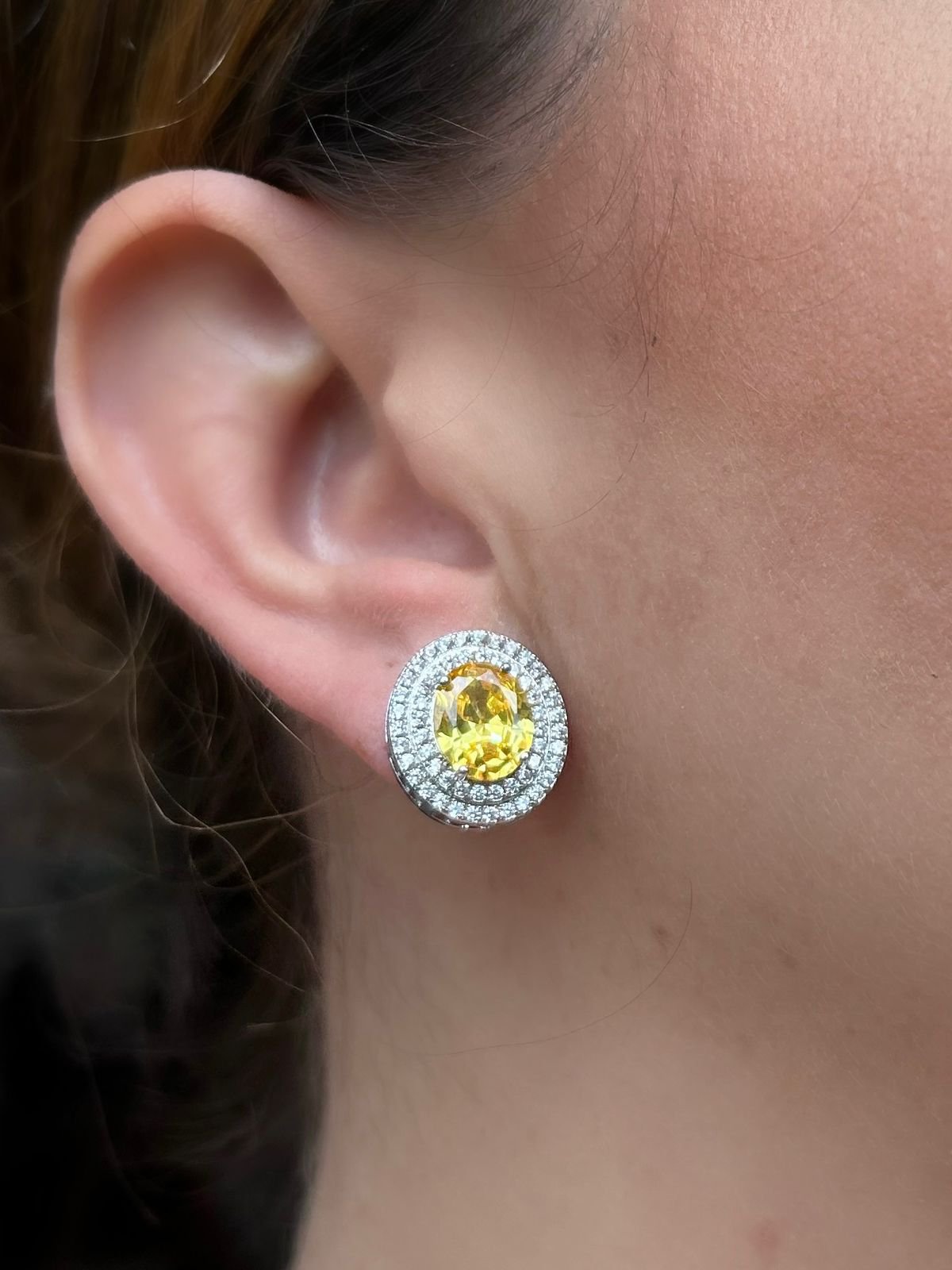 Conjunto Brinco e Colar Oval Fancy Yellow Prateado