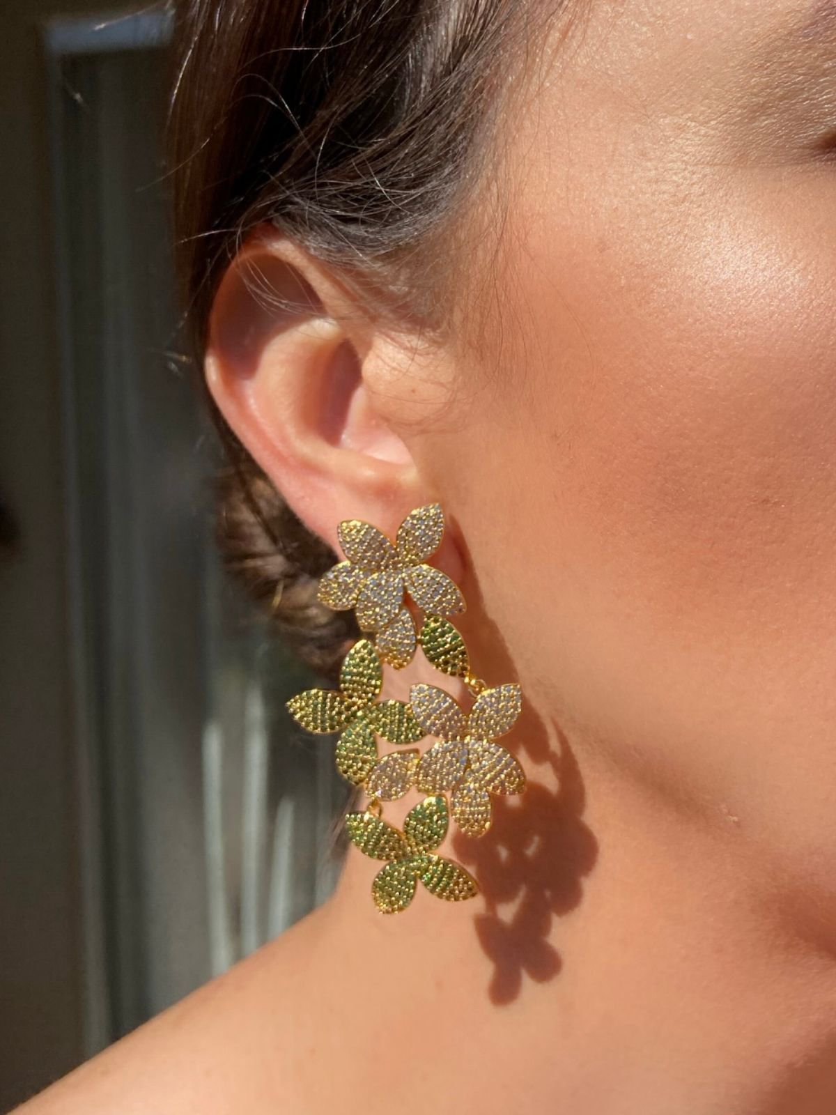 Brinco Flores Dourado e Verde