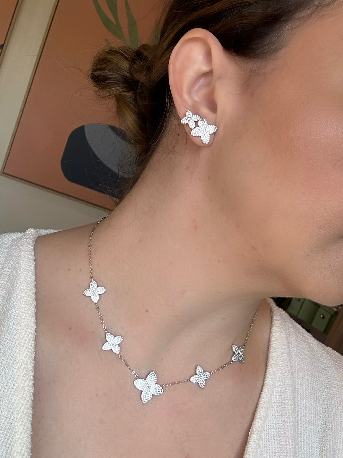 Conjunto Brinco e Colar Camélias