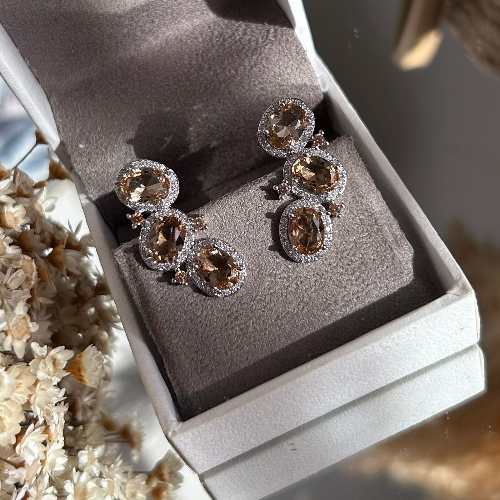 Earcuff 3 Pedras Ovais Champagne