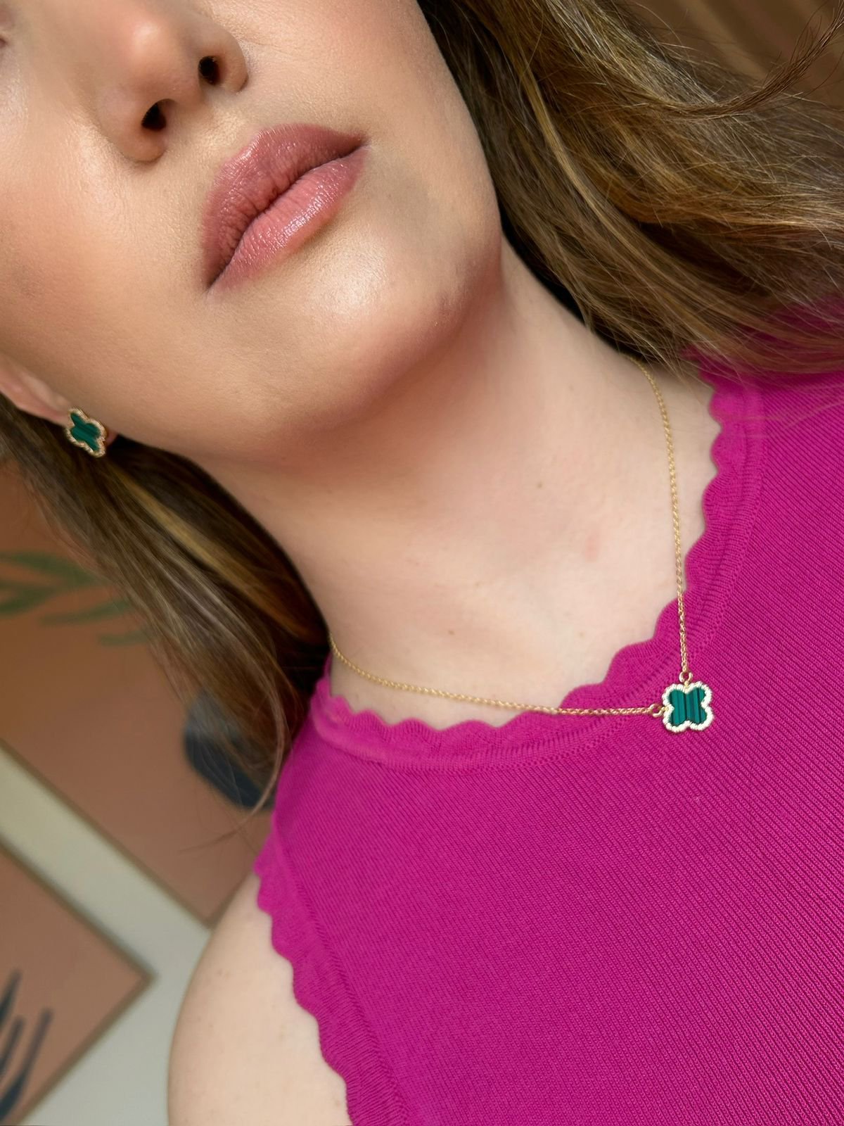 Conjunto Brinco e Colar trevo Malaquita Ouro