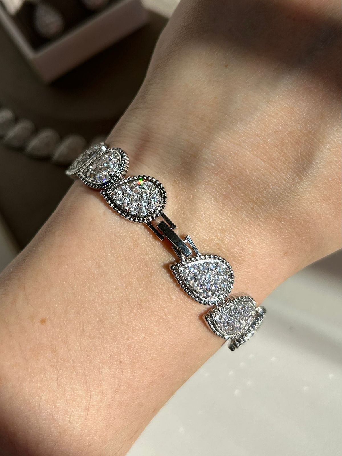 Conjunto 4 Peças Luxo Brinco Colar Pulseira E Anel