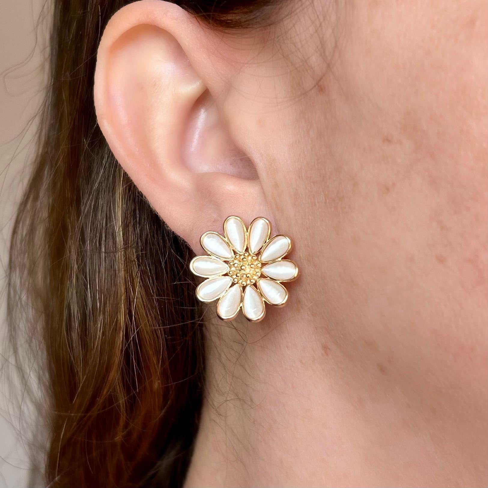 Brinco Margarida Pedra Olho de Gato