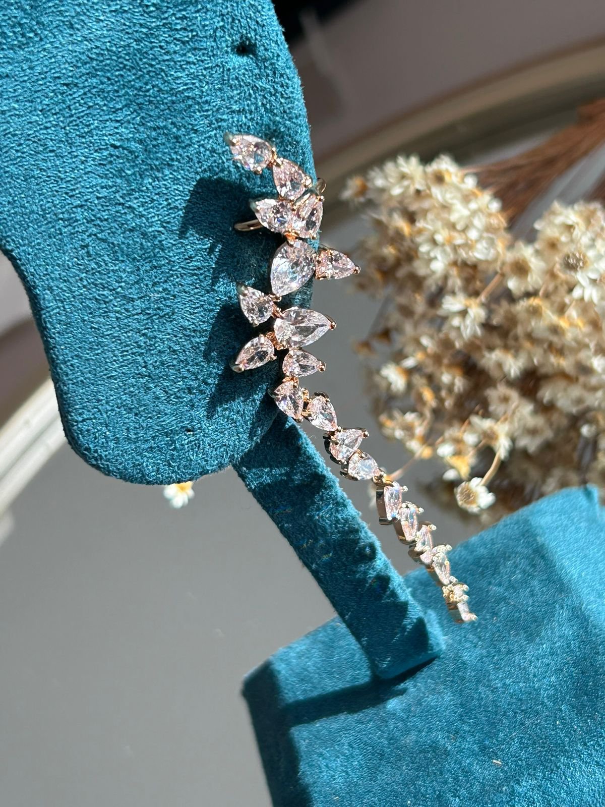 EarCuff Pendulo Luxo