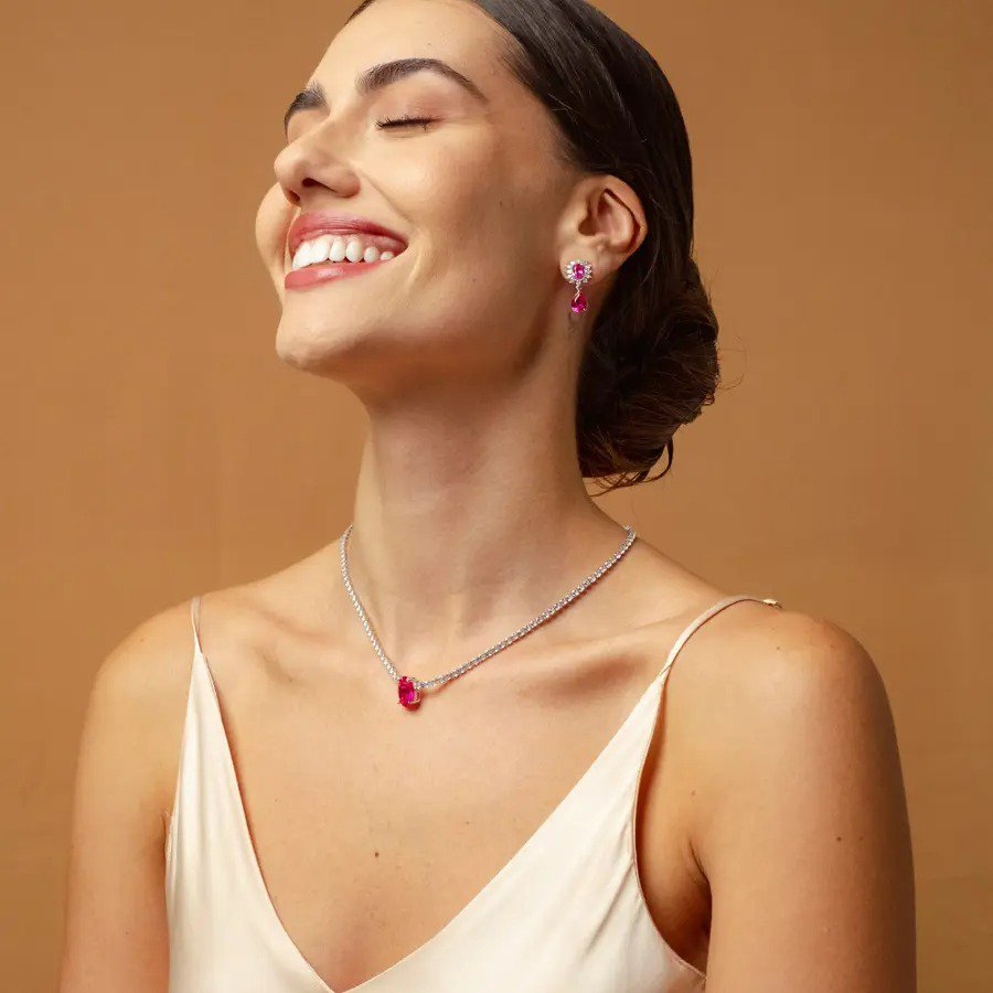 Colar Riviera Pedra Oval Safira Rosa