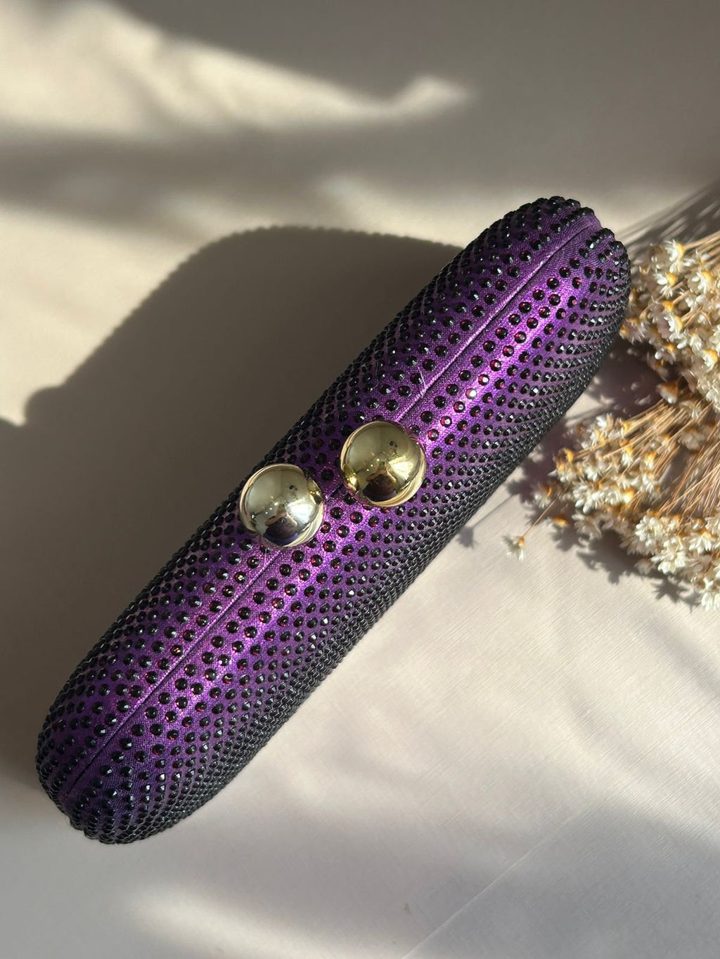 Clutch Cristais Ultra Violeta Fecho Esferas Douradas