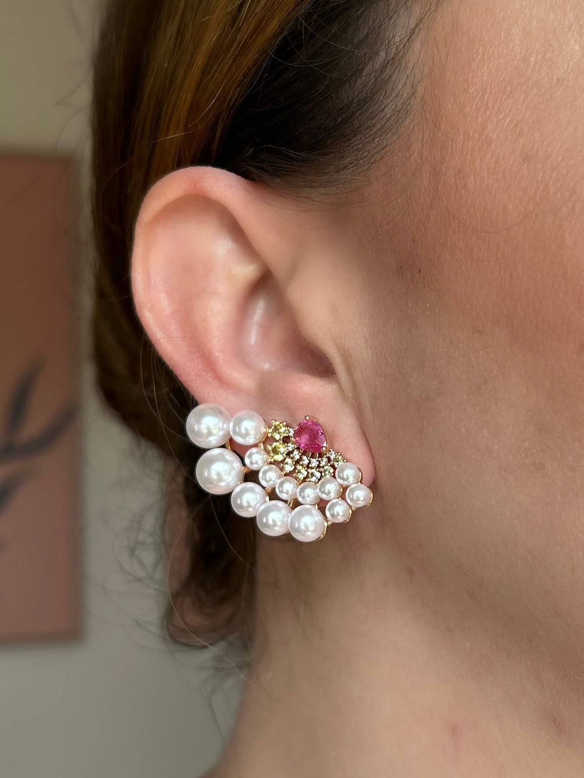 Brinco Leque de Pérolas Pedra Safira Rosa