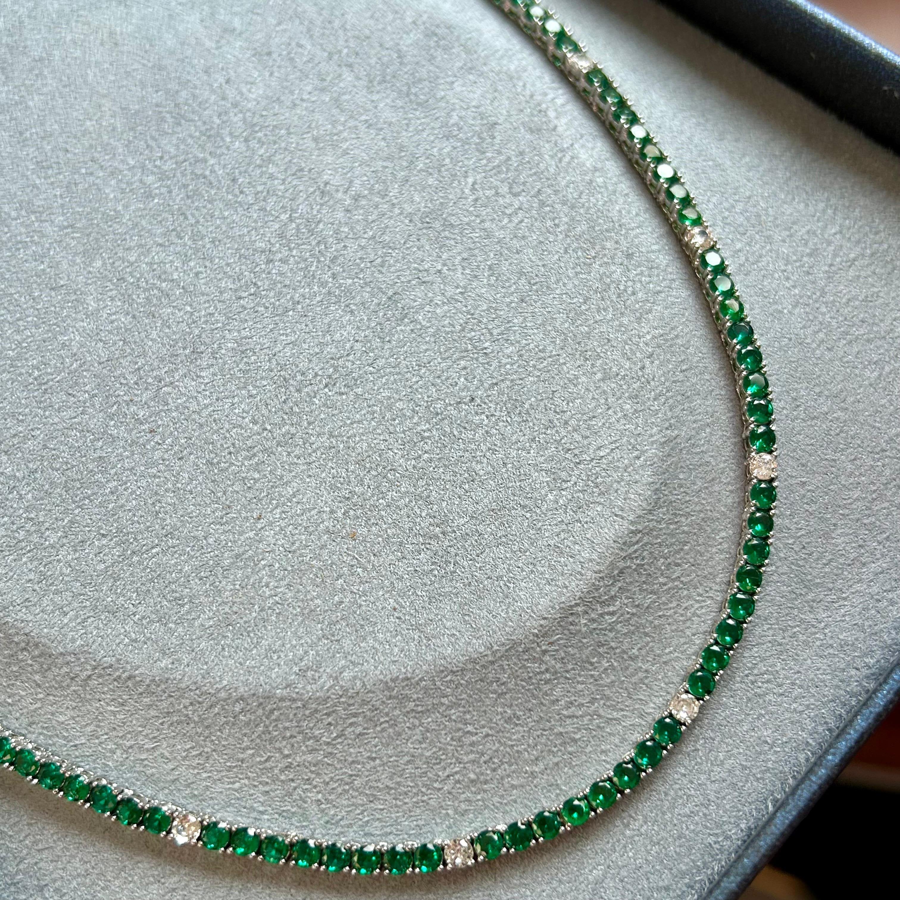 Colar Riviera 4 garras Mesclada Verde Esmeralda