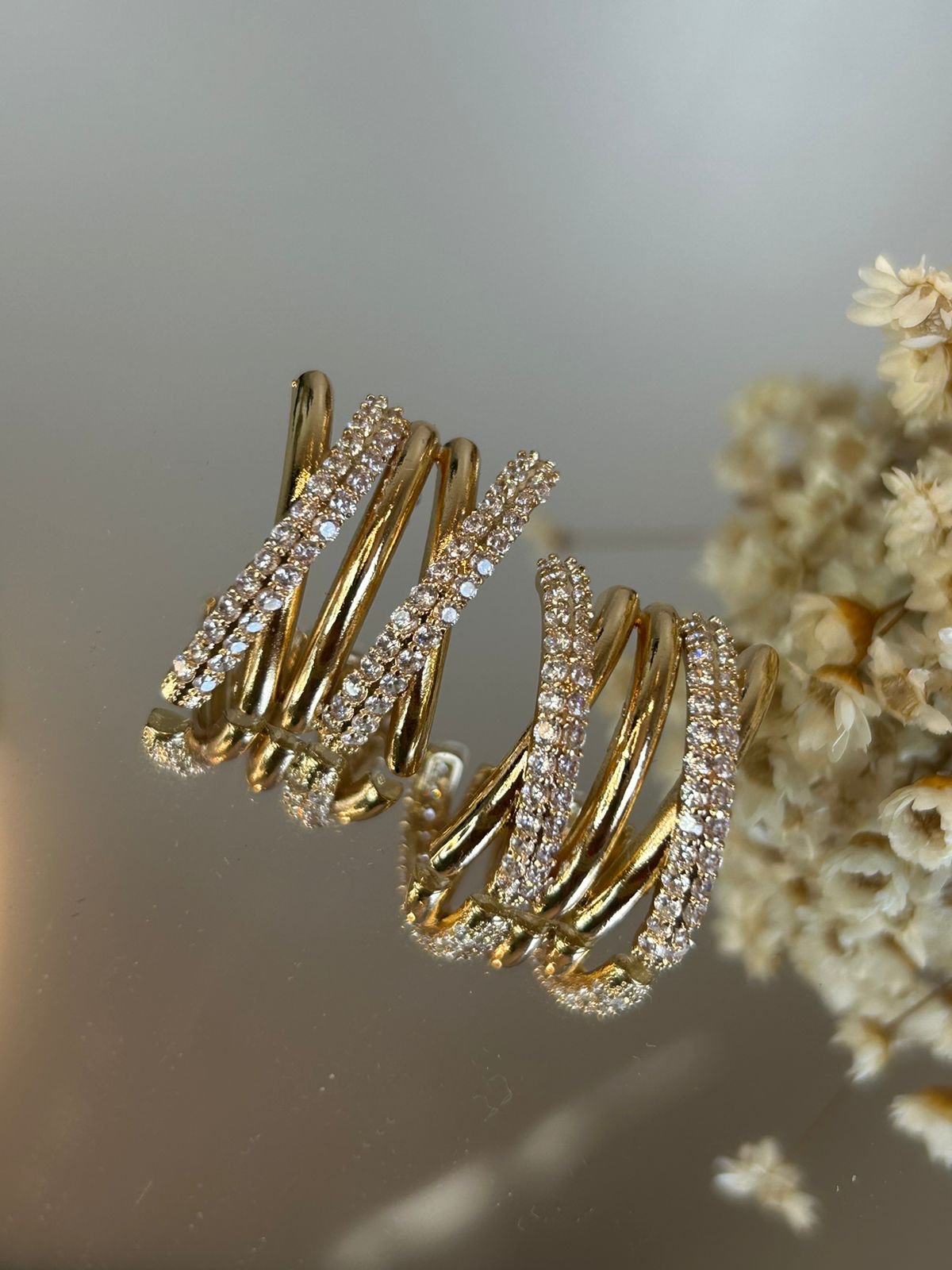 Brinco Meia Argola Ouro