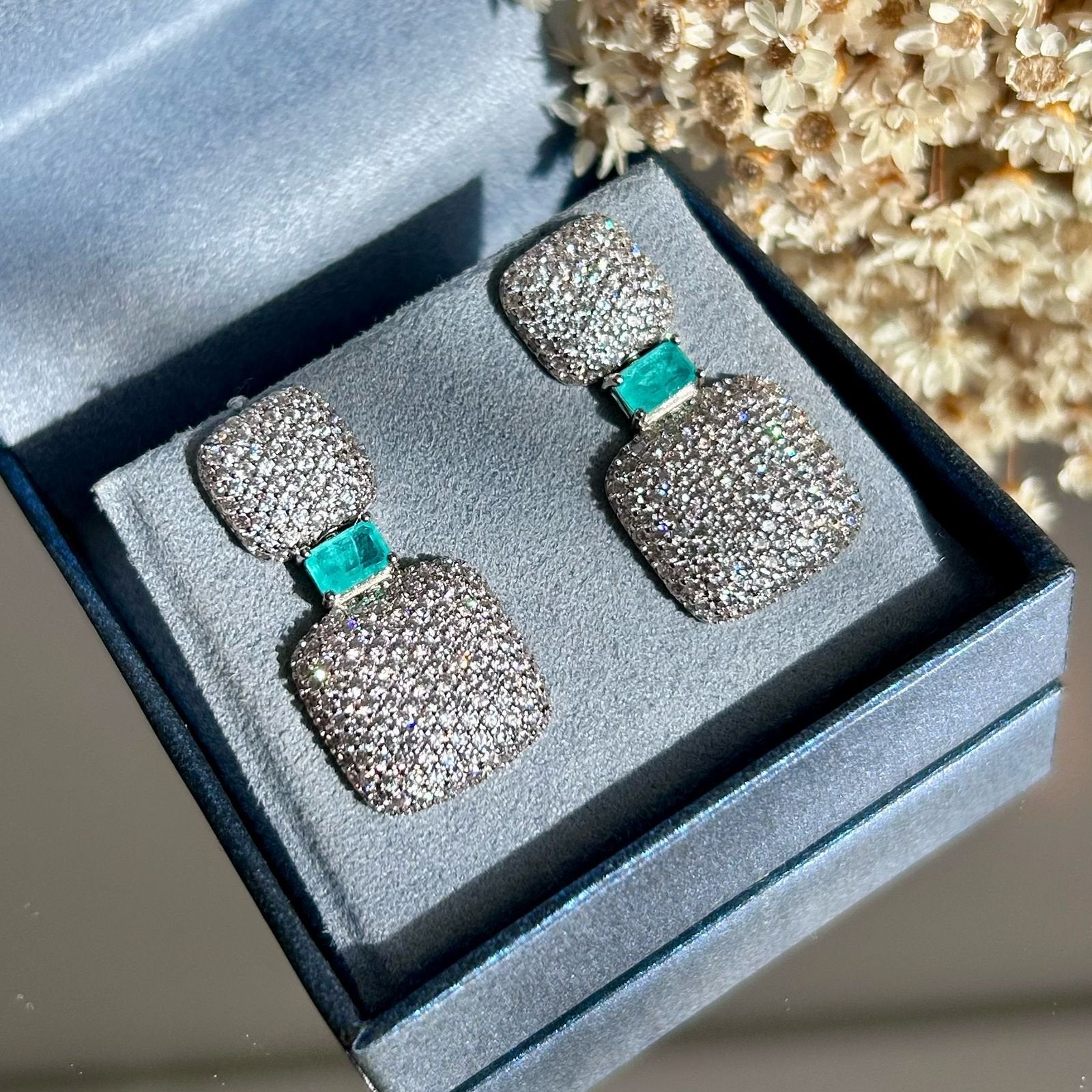 Brinco Turmalina Cravejado Prateado