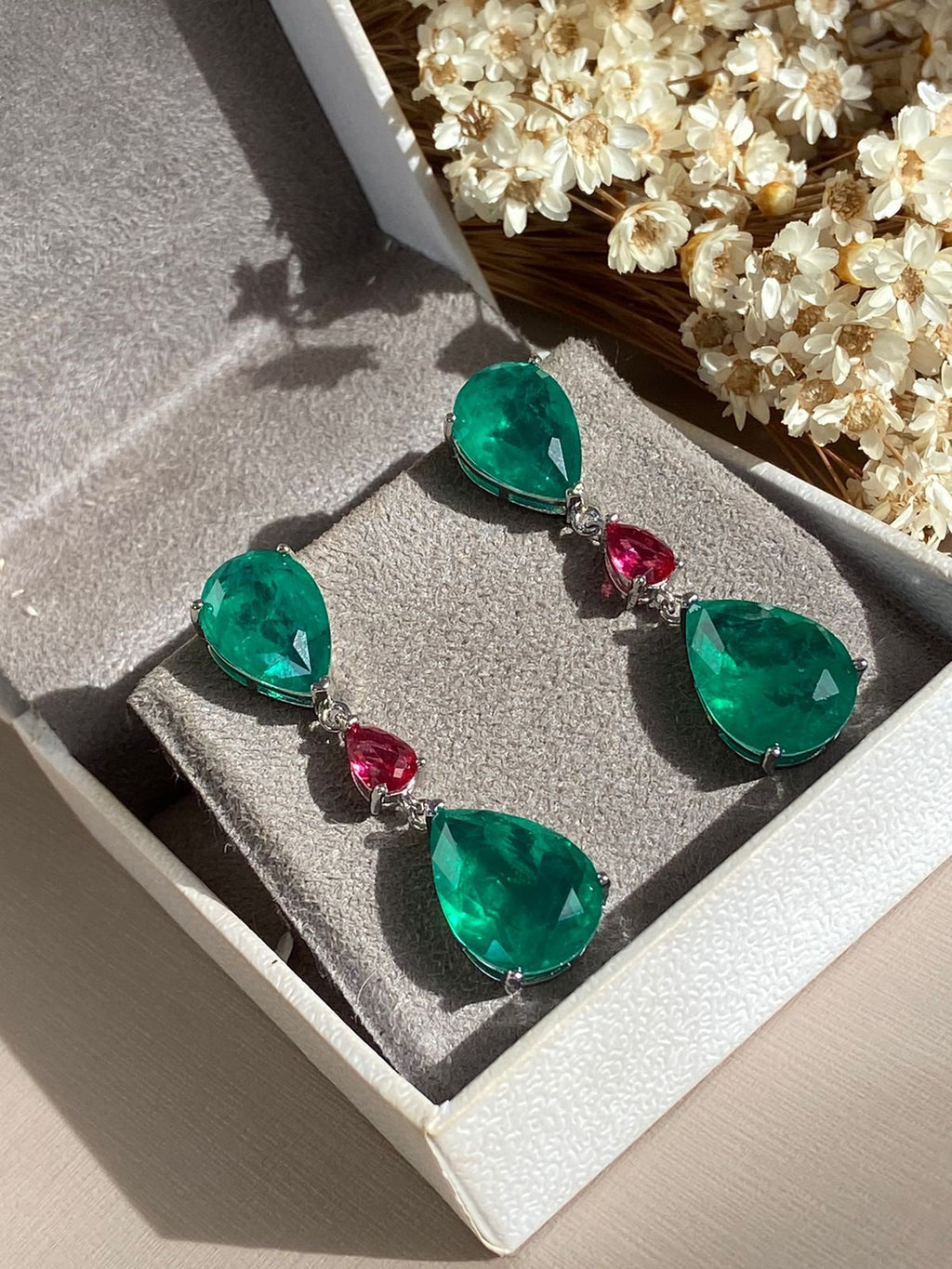 Brinco Gota Verde Esmeralda e Pink Ródio Branco