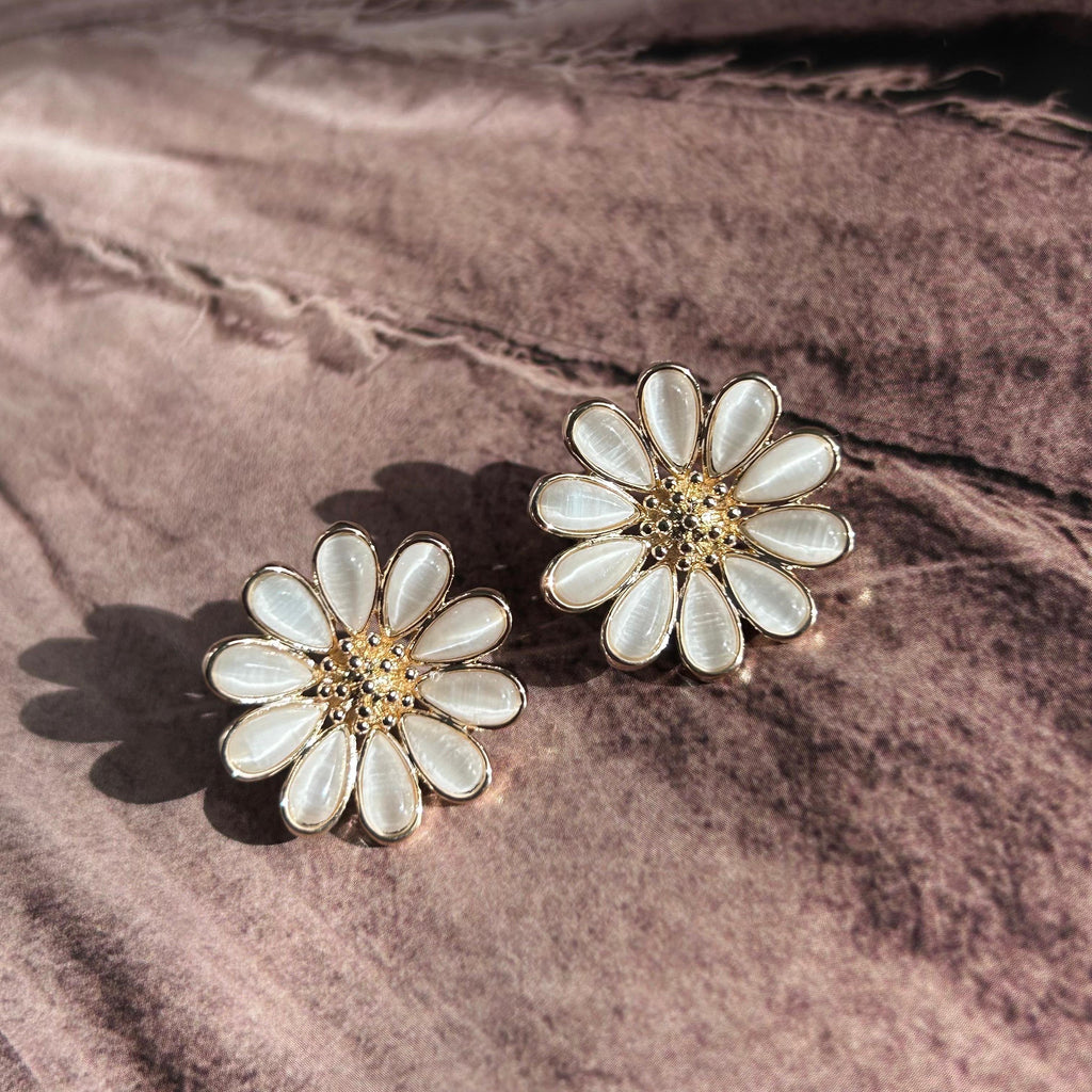 Brinco Margarida Pedra Olho de Gato