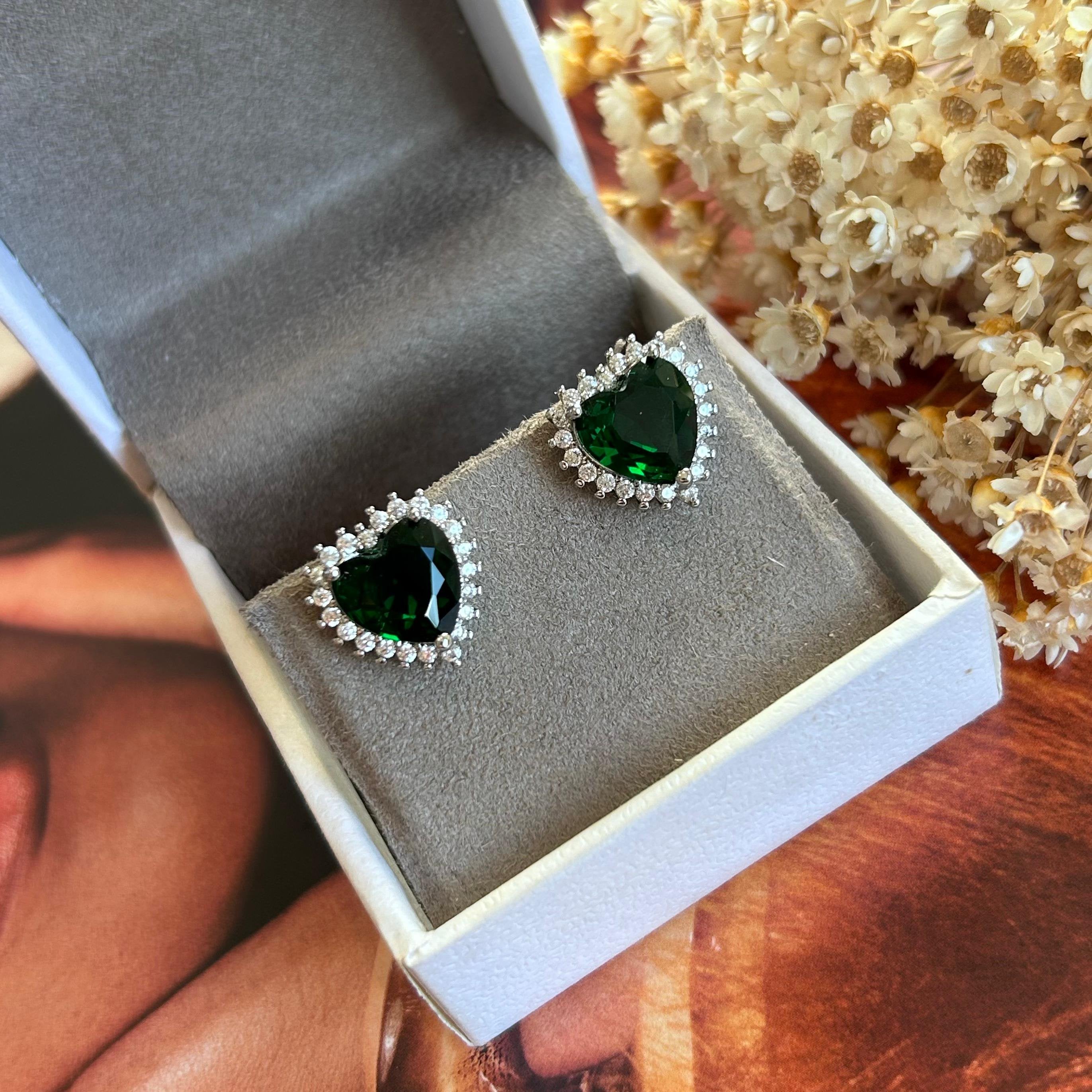 Brinco Coração Verde Esmeralda