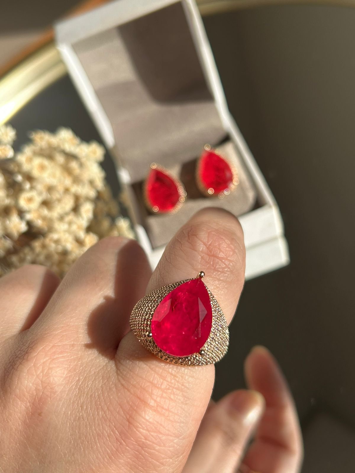Conjunto Luxo Brinco e Anel Gota Cherry Ouro.