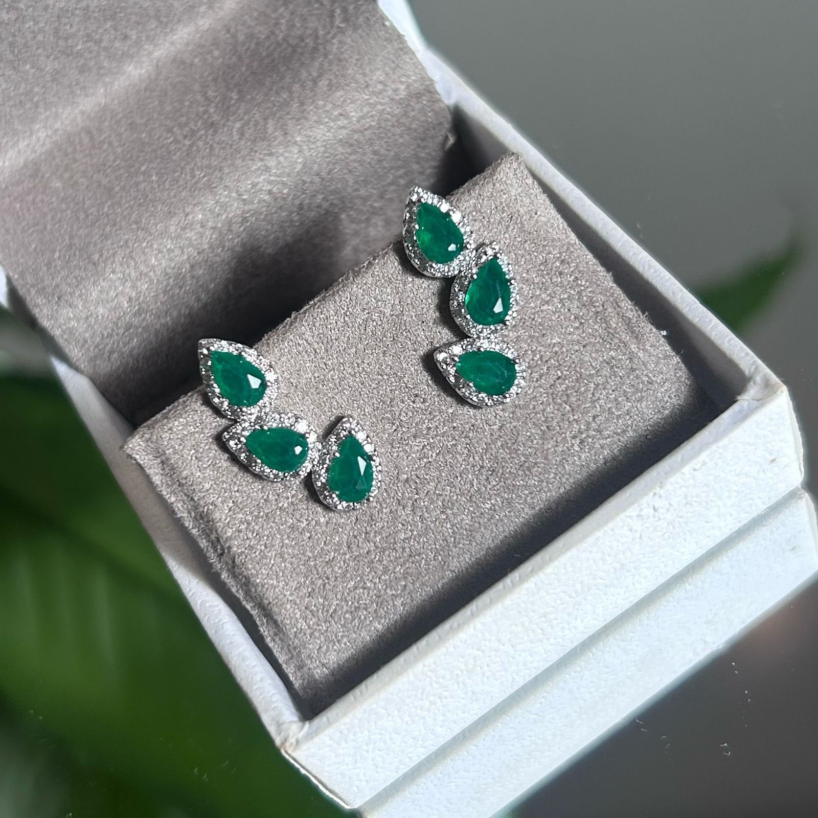 Brinco Earcuff Luna Verde Esmeralda Prateado