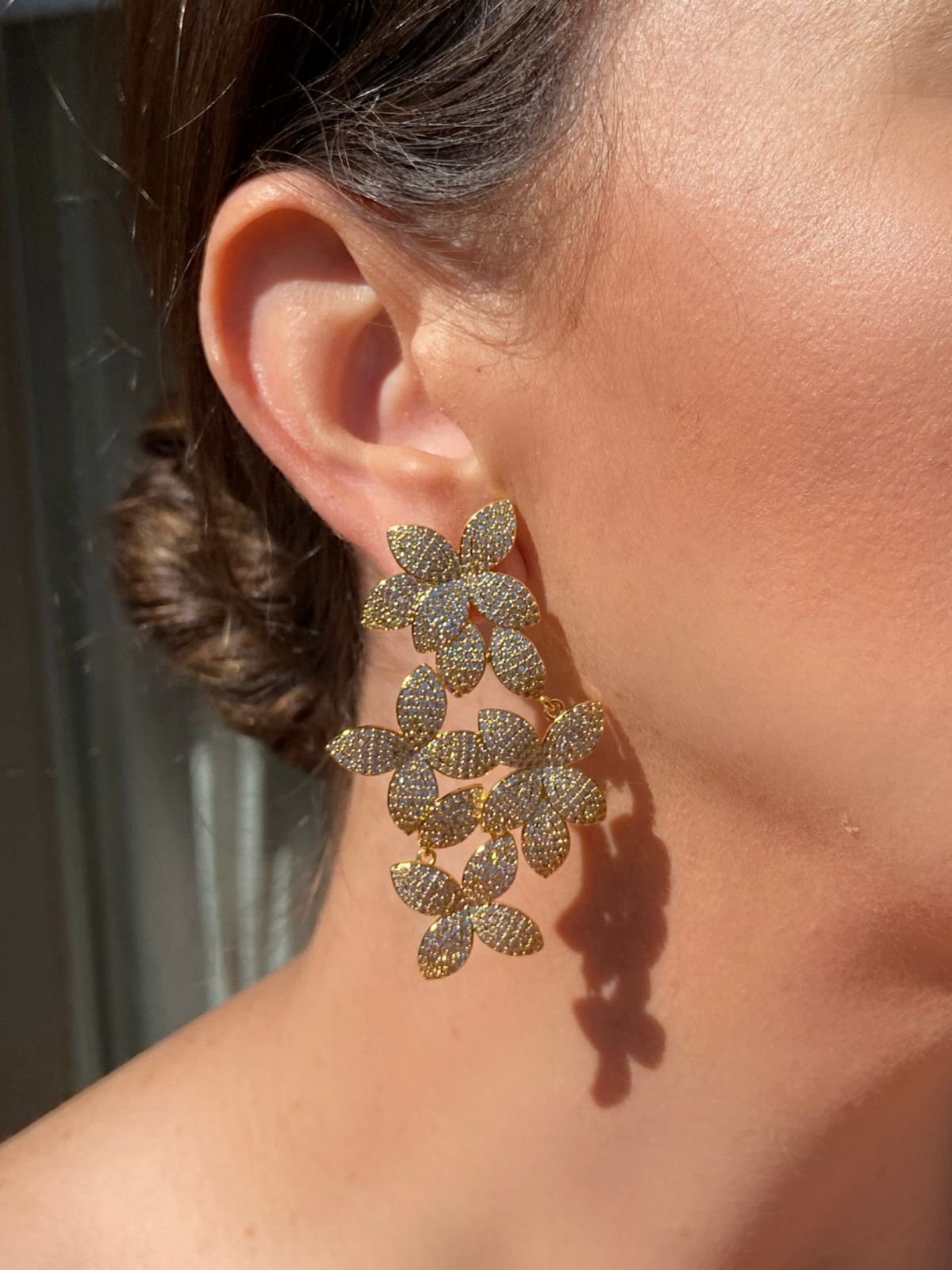 Brinco Flores Dourado