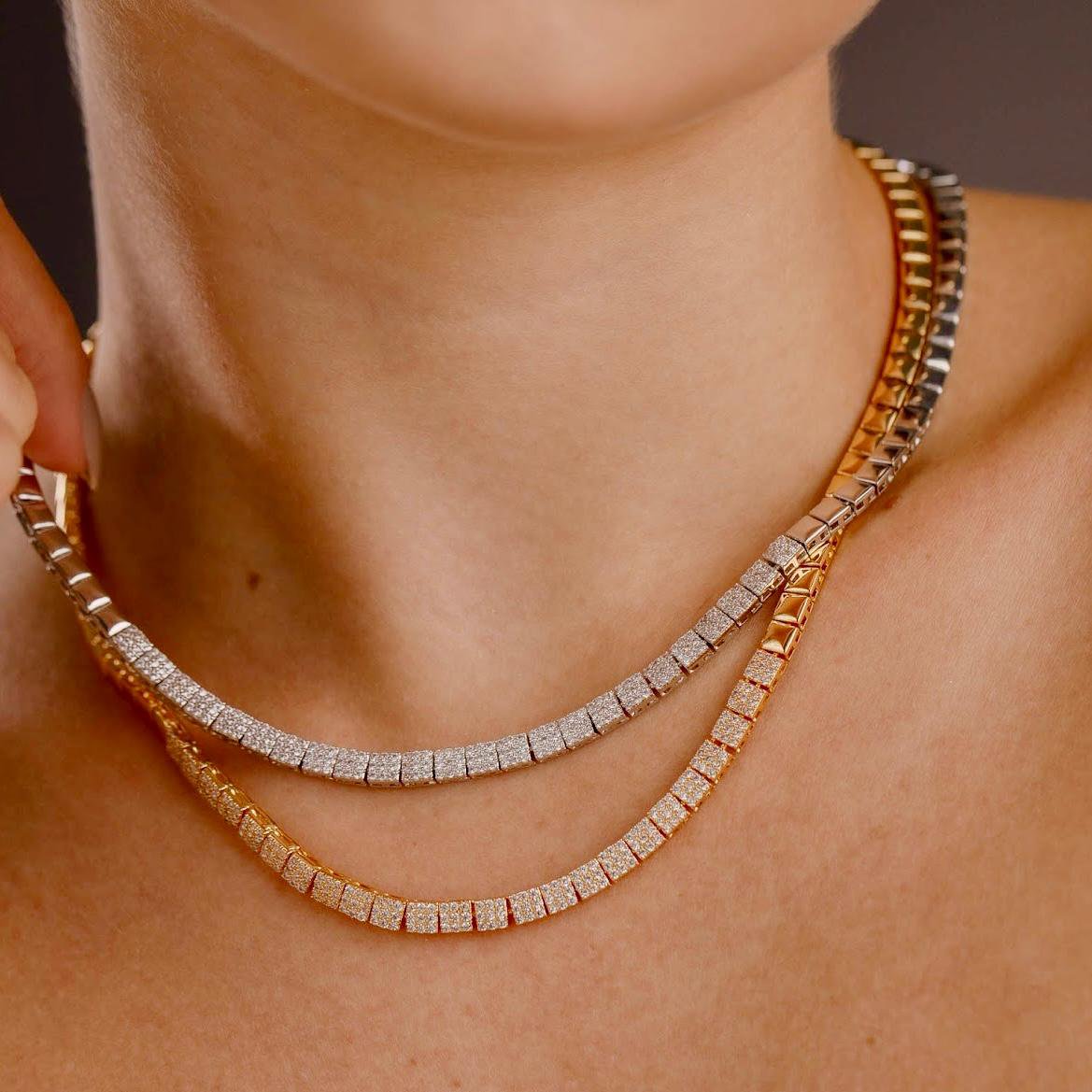 Colar Riviera Square Micro Cravação Prateada