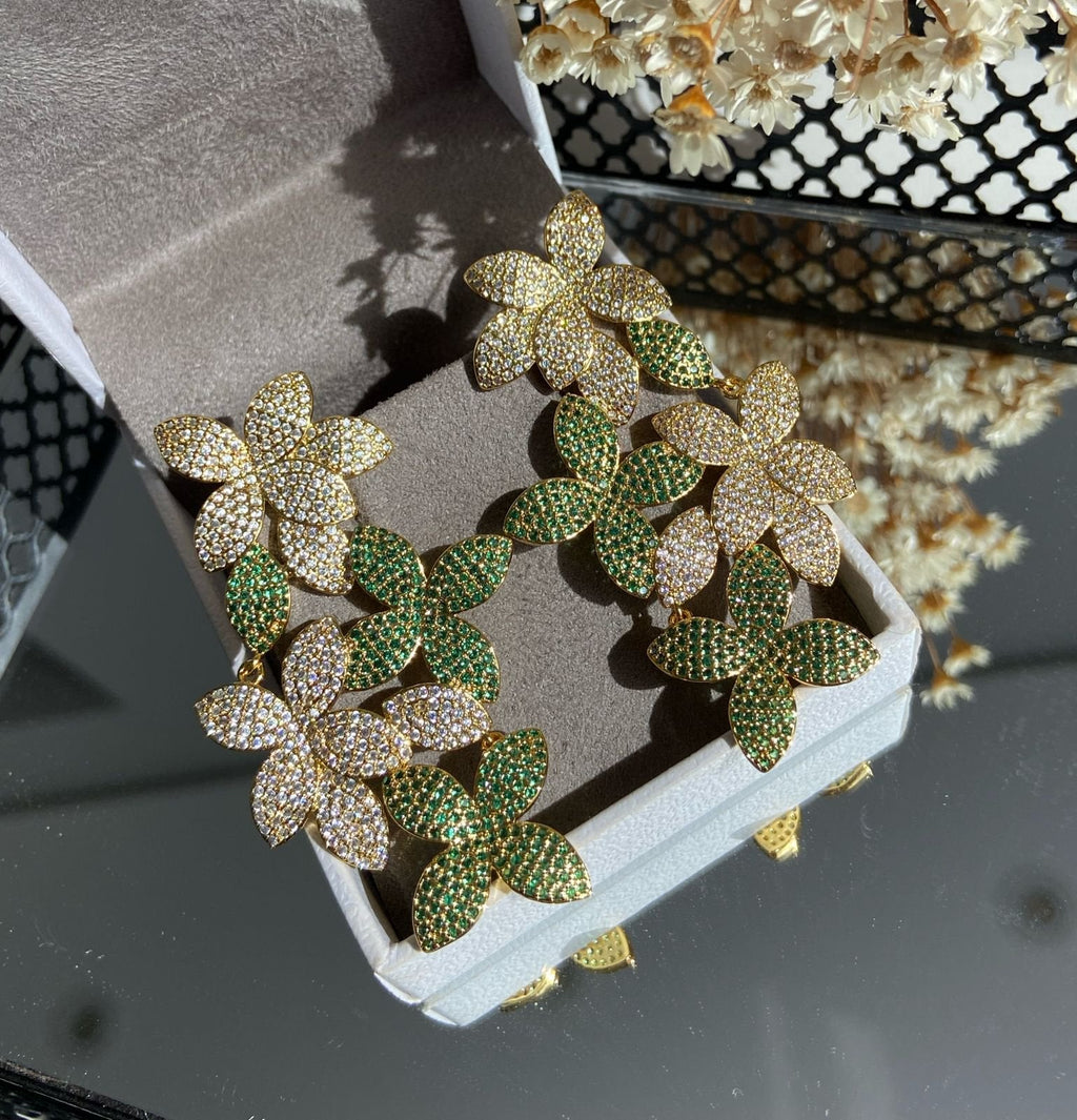 Brinco Flores Dourado e Verde