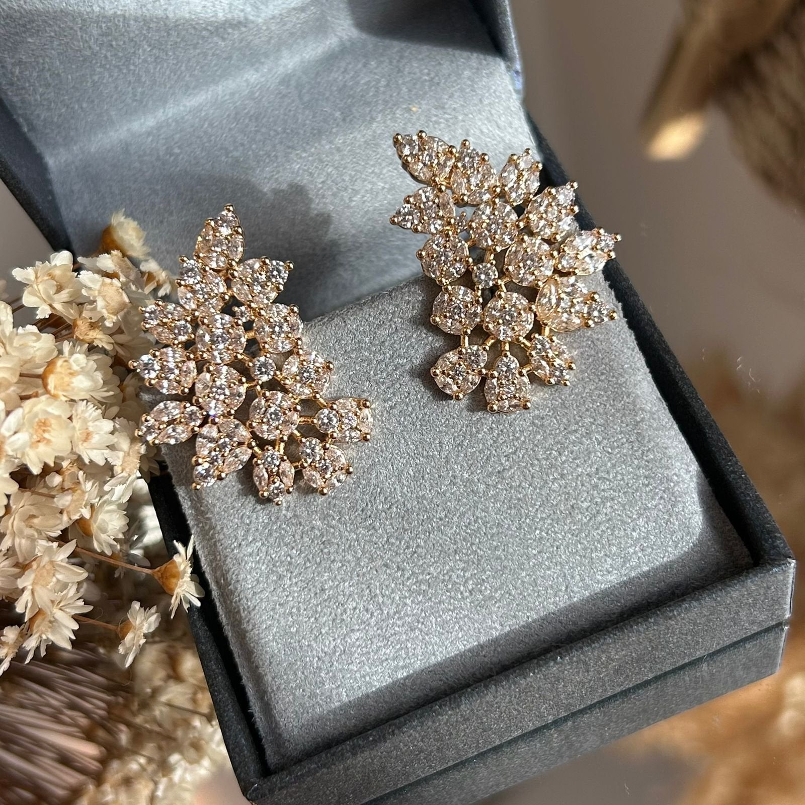 Brinco Maxi Earcuff Dourado