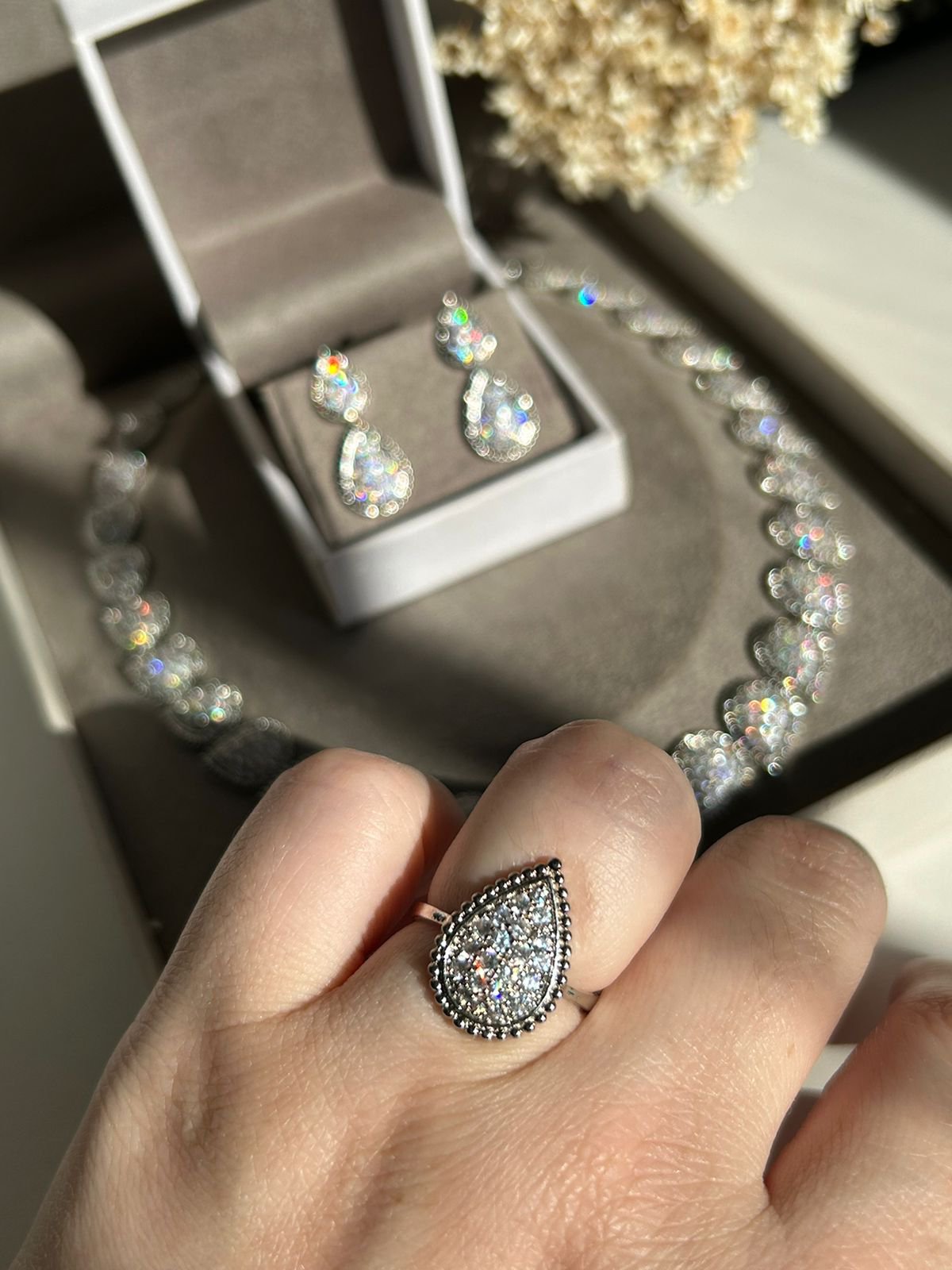 Conjunto 4 Peças Luxo Brinco Colar Pulseira E Anel