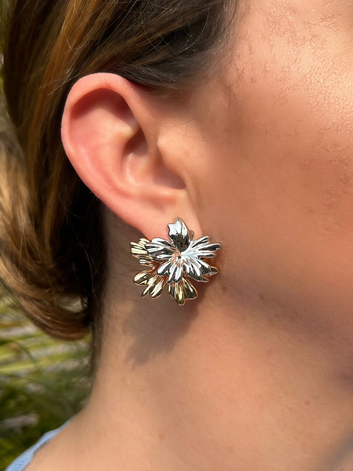 Brinco Folha Articulado Dois Banhos