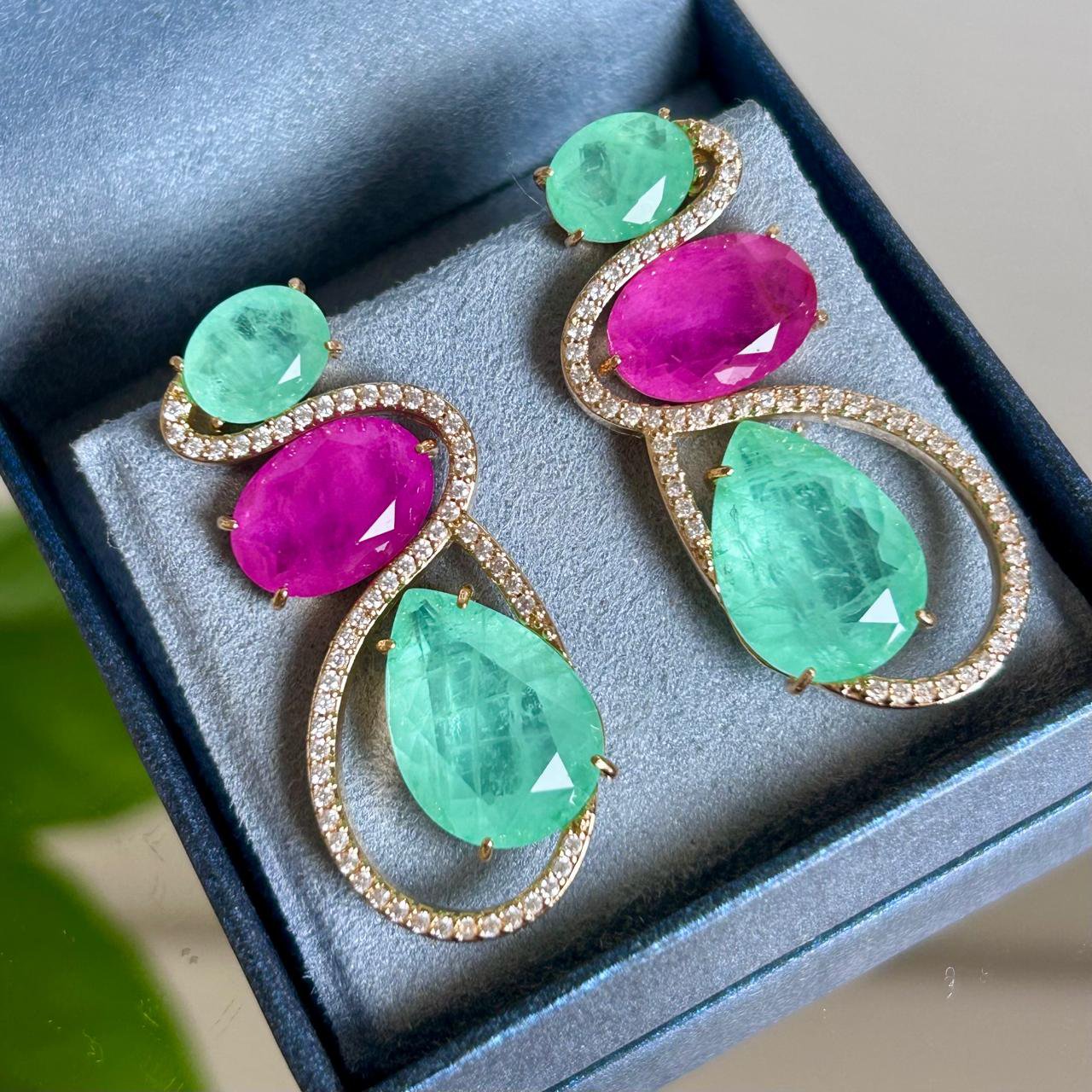 Brinco Gota Fusion Turmalina Verde/Greenery e Pink Dourado