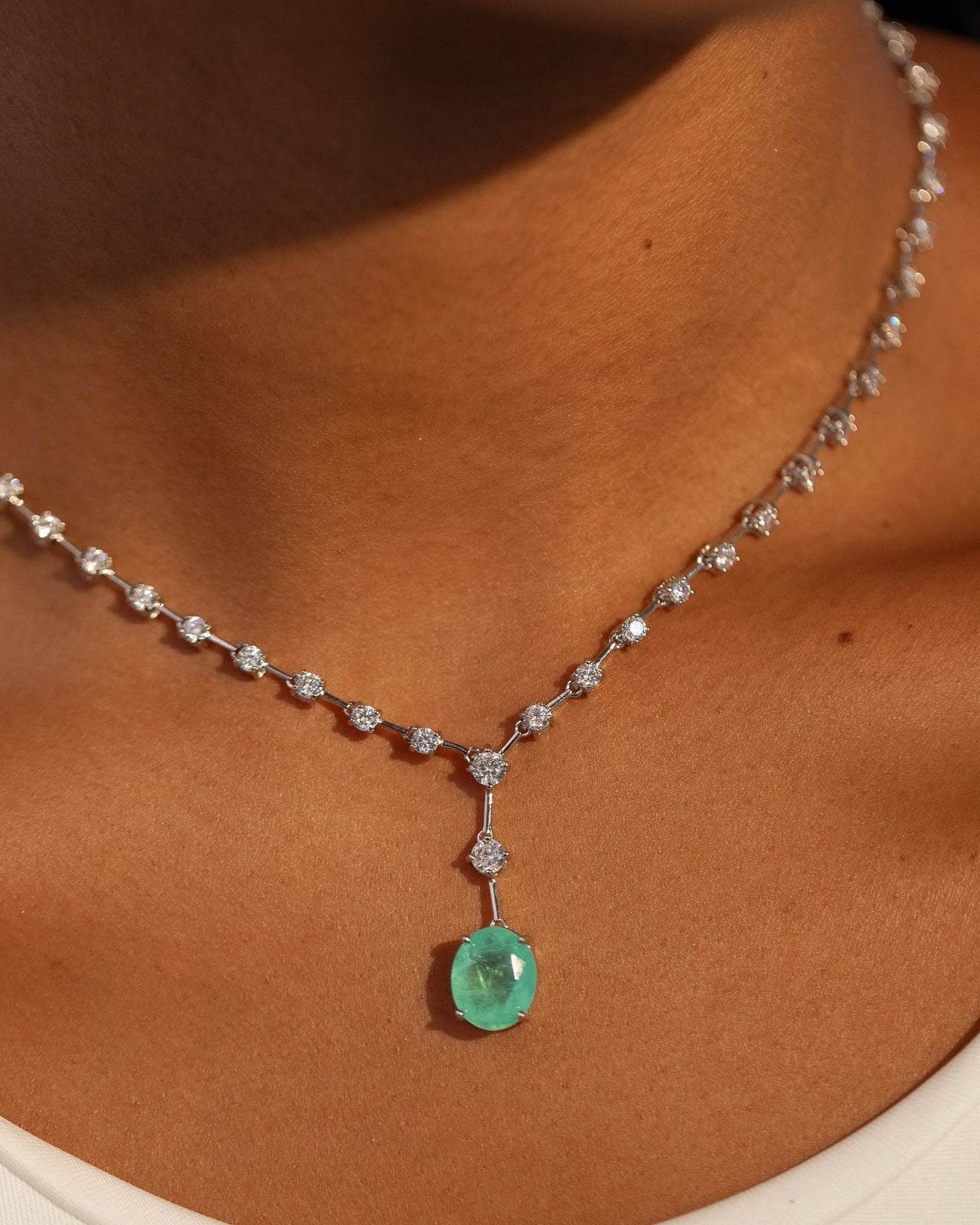 Colar Luxo Gravata Turmalina Prateado