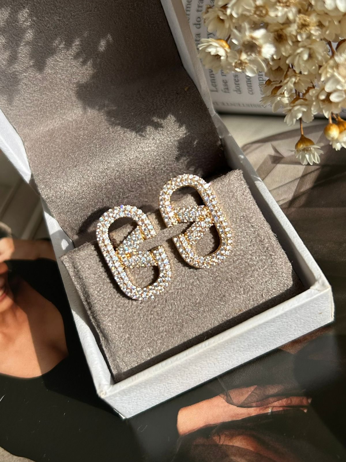 Brinco Inpired P Banho Ouro