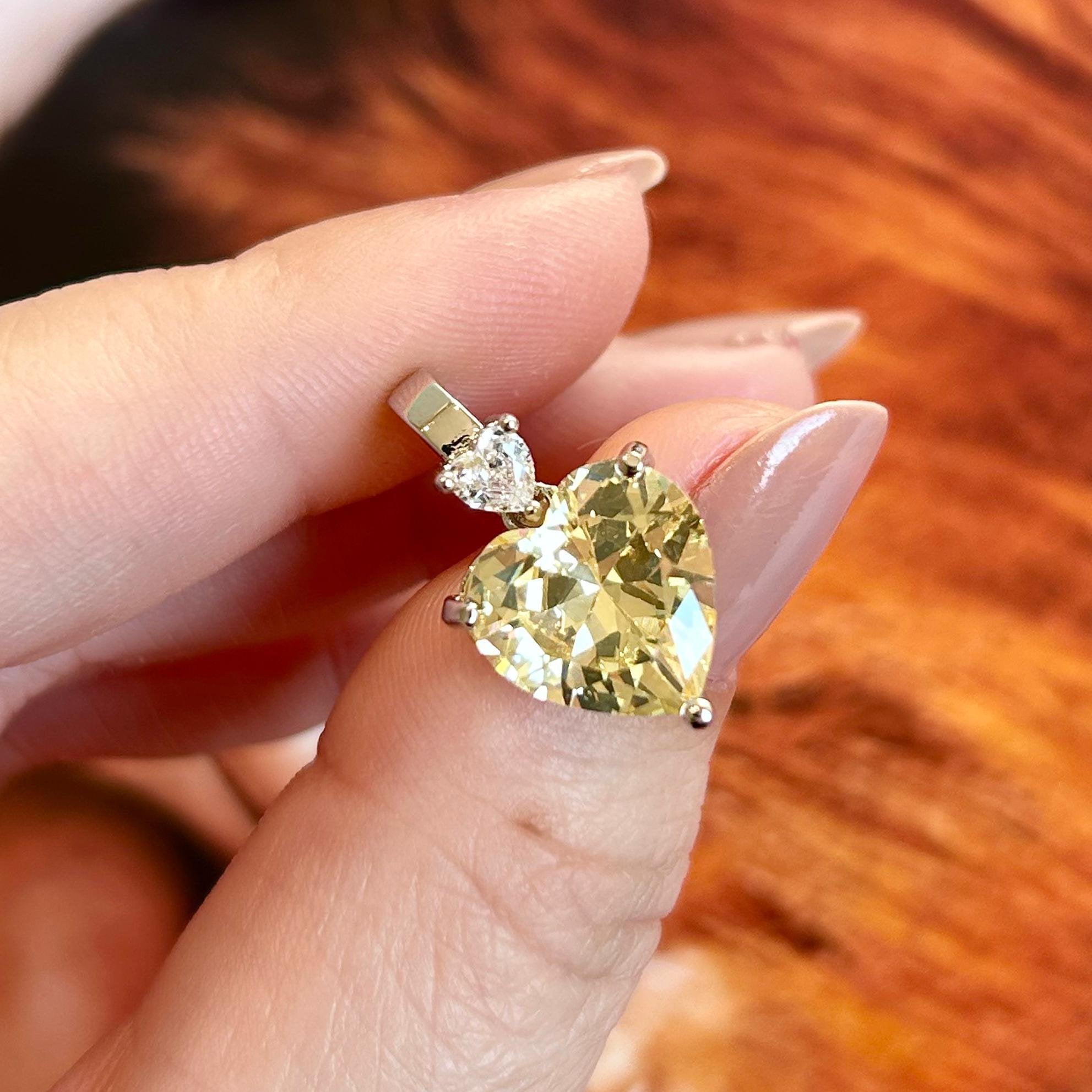 Pingente Coração Fancy Yellow