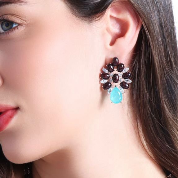 Brinco Morrom com Gota Turmalina Azul