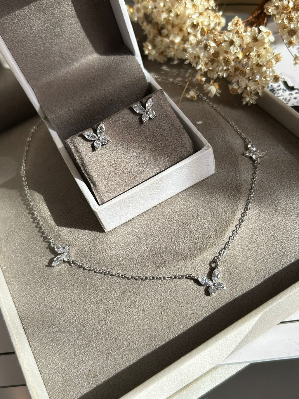 Conjunto Borboletas Zircônia