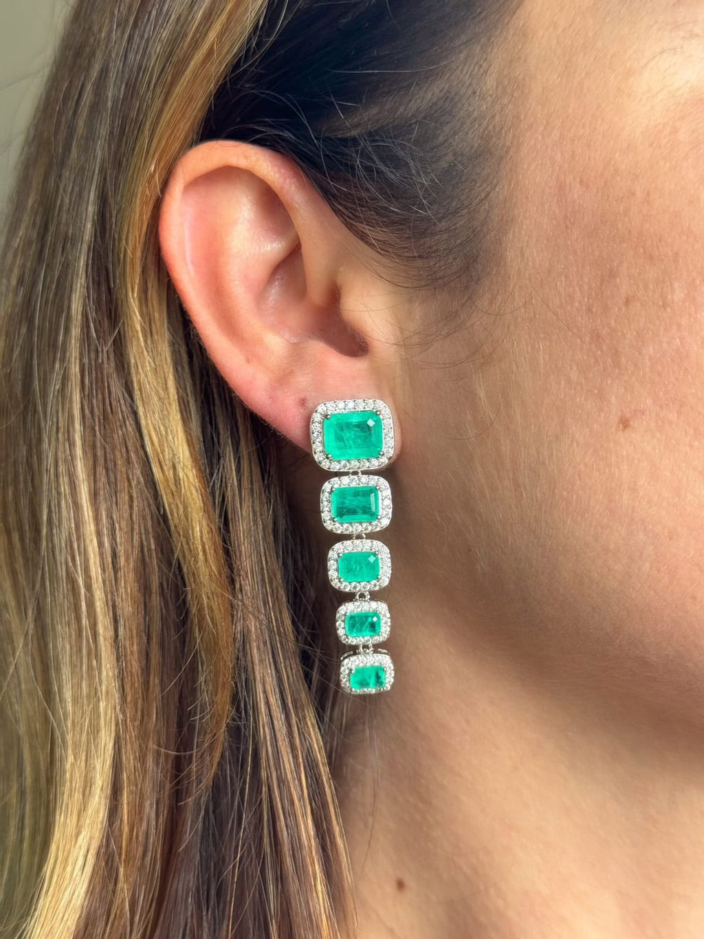 Brinco Luxo Pedra Turmalina Prateado