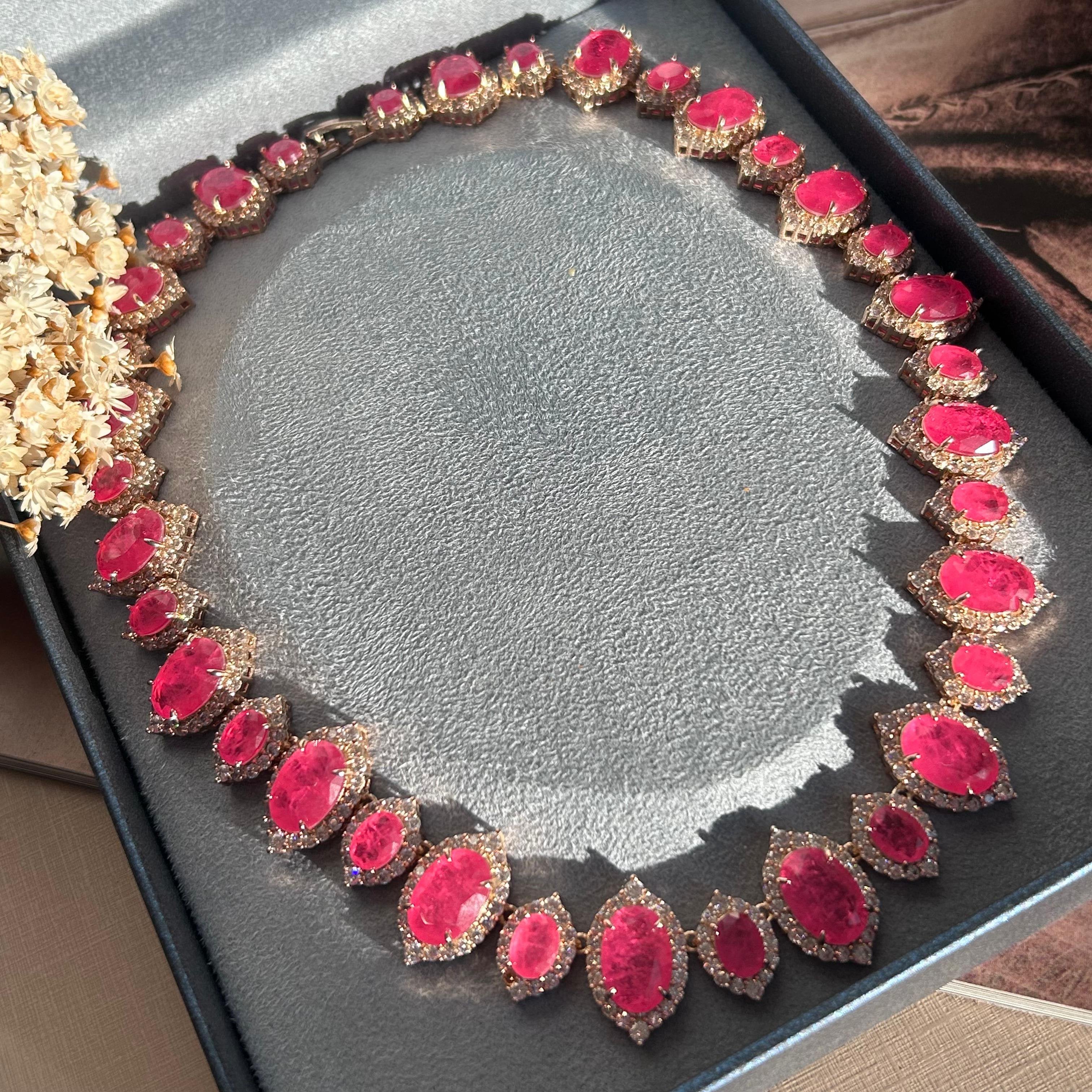 Colar Luxo Pedras Pink Fusion