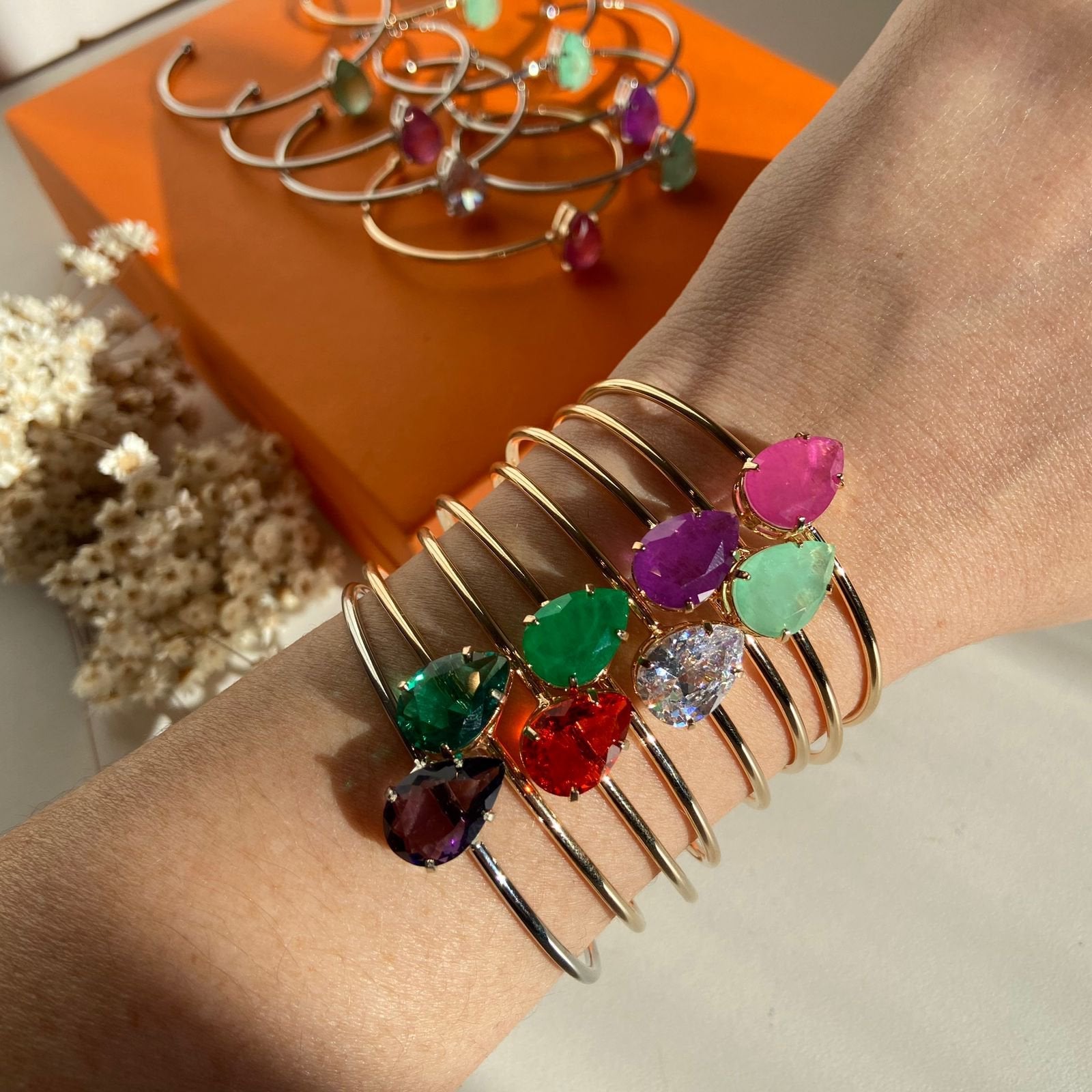 Bracelete Gota Pink Banho Ródio Branco